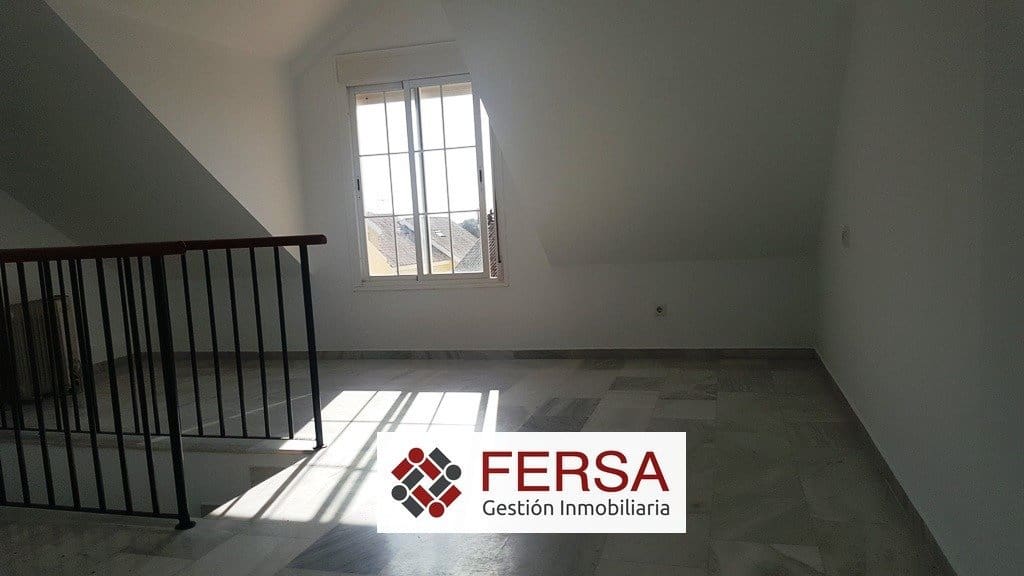 4 bedroom Terraced Villa for sale in El Puerto de Santa Maria with pool - € 650,000 (Ref: 9829465)
