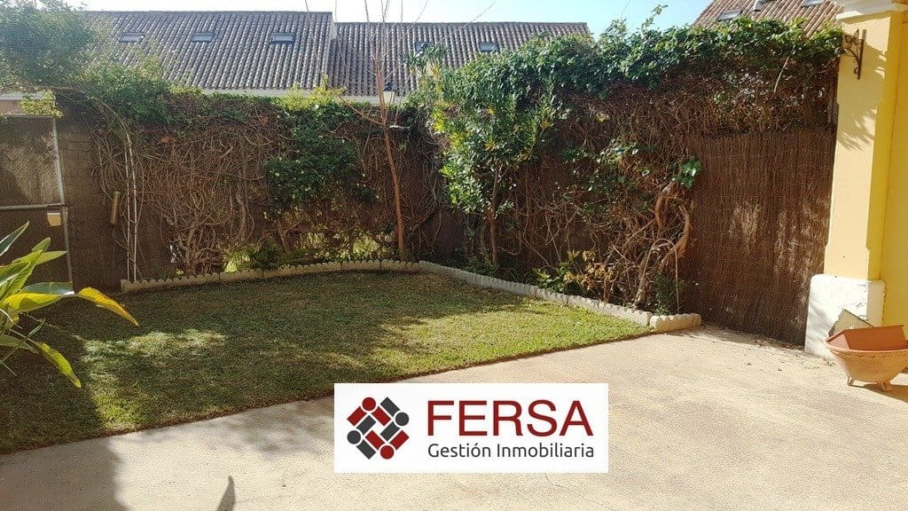 4 bedroom Terraced Villa for sale in El Puerto de Santa Maria with pool - € 650,000 (Ref: 9829465)