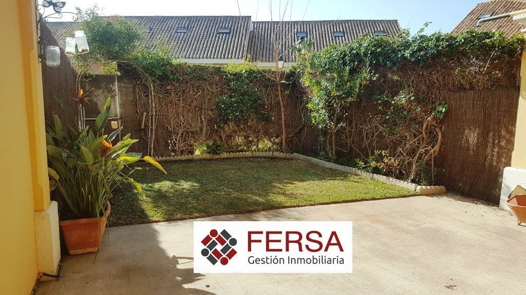 4 bedroom Terraced Villa for sale in El Puerto de Santa Maria with pool - € 650,000 (Ref: 9829465)