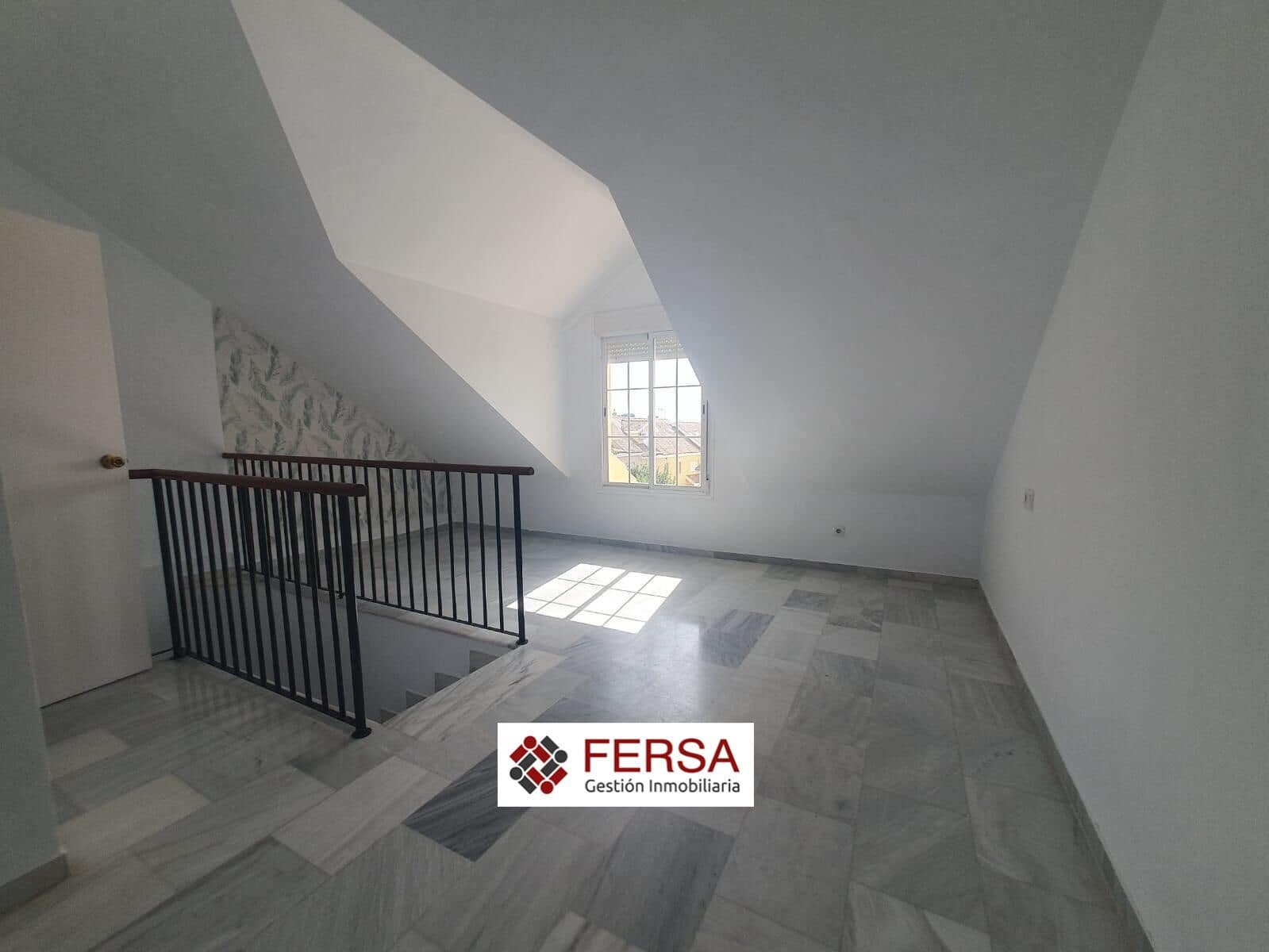 4 bedroom Terraced Villa for sale in El Puerto de Santa Maria with pool - € 650,000 (Ref: 9829465)