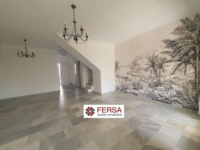 4 soverom Rekkehus til salgs i El Puerto de Santa María med svømmebasseng - € 650 000 (Ref: 9829465)