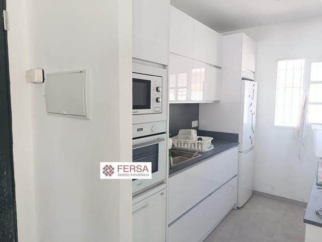 5 Zimmer Villa zu vermieten in El Puerto de Santa María mit Pool Garage - 2.500 € (Ref: 9829466)