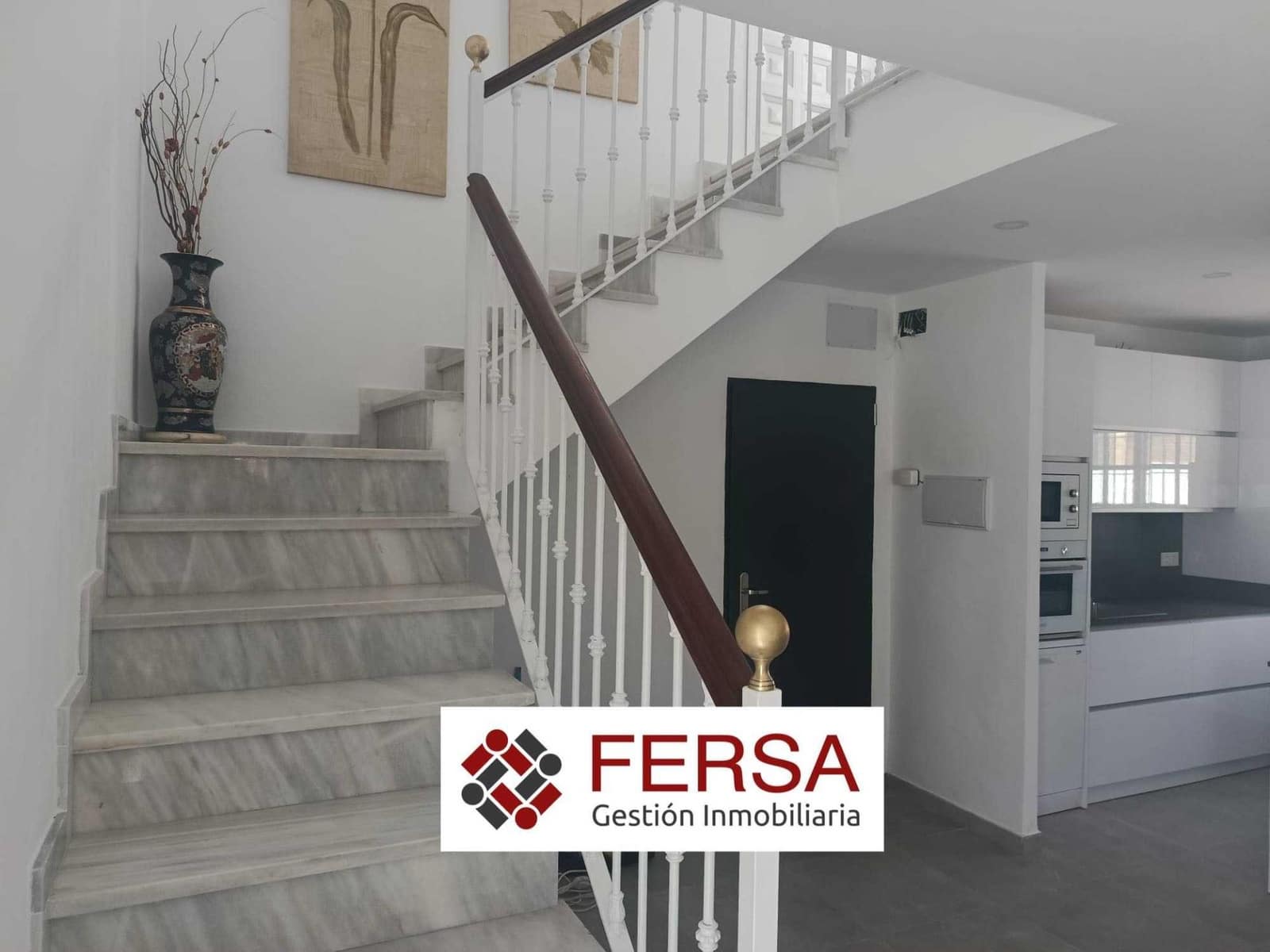 5 soveværelse Villa til leje i El Puerto de Santa Maria med swimmingpool garage - € 2.500 (Ref: 9829466)