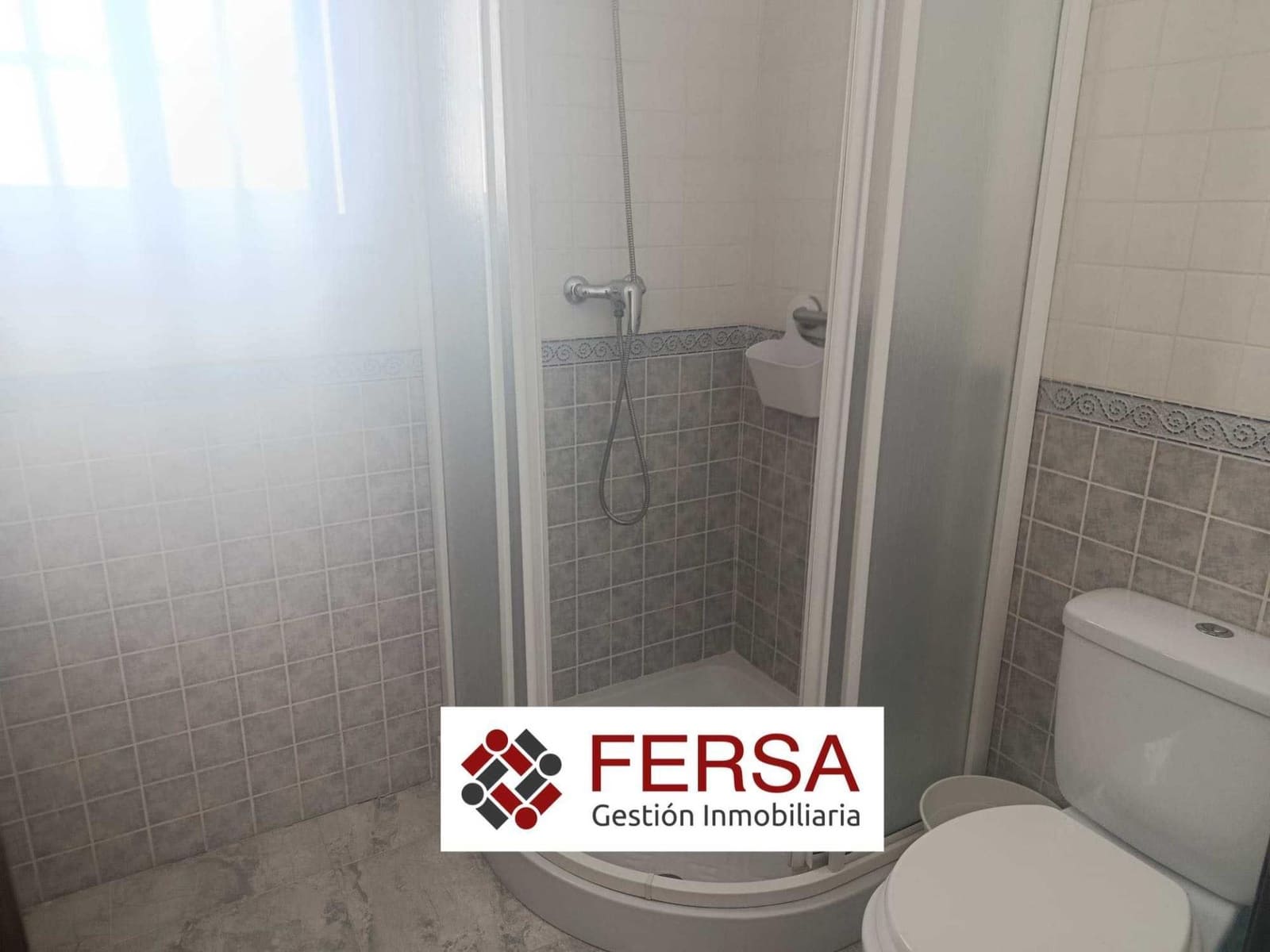 5 soveværelse Villa til leje i El Puerto de Santa Maria med swimmingpool garage - € 2.500 (Ref: 9829466)