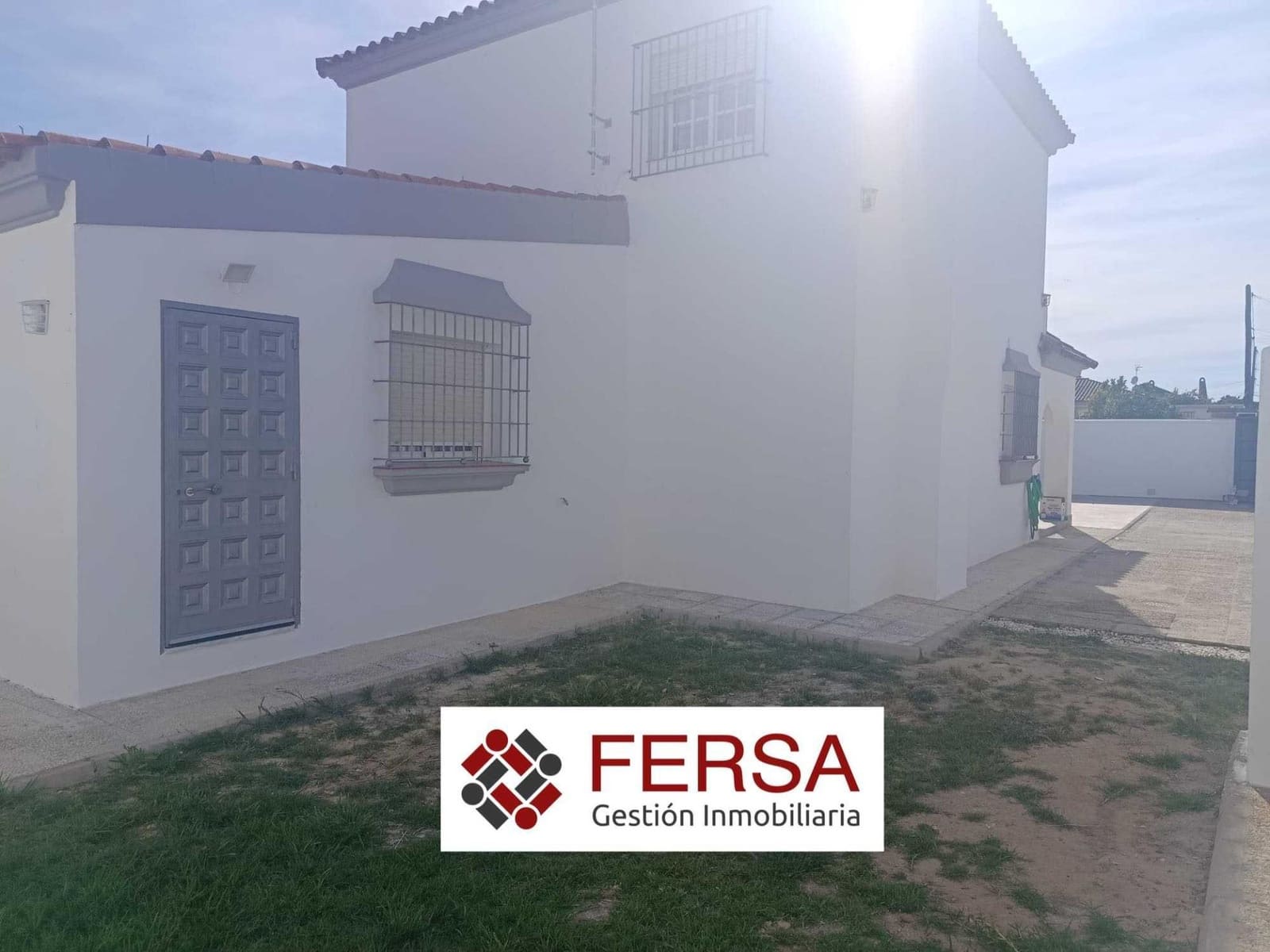 5 soveværelse Villa til leje i El Puerto de Santa Maria med swimmingpool garage - € 2.500 (Ref: 9829466)