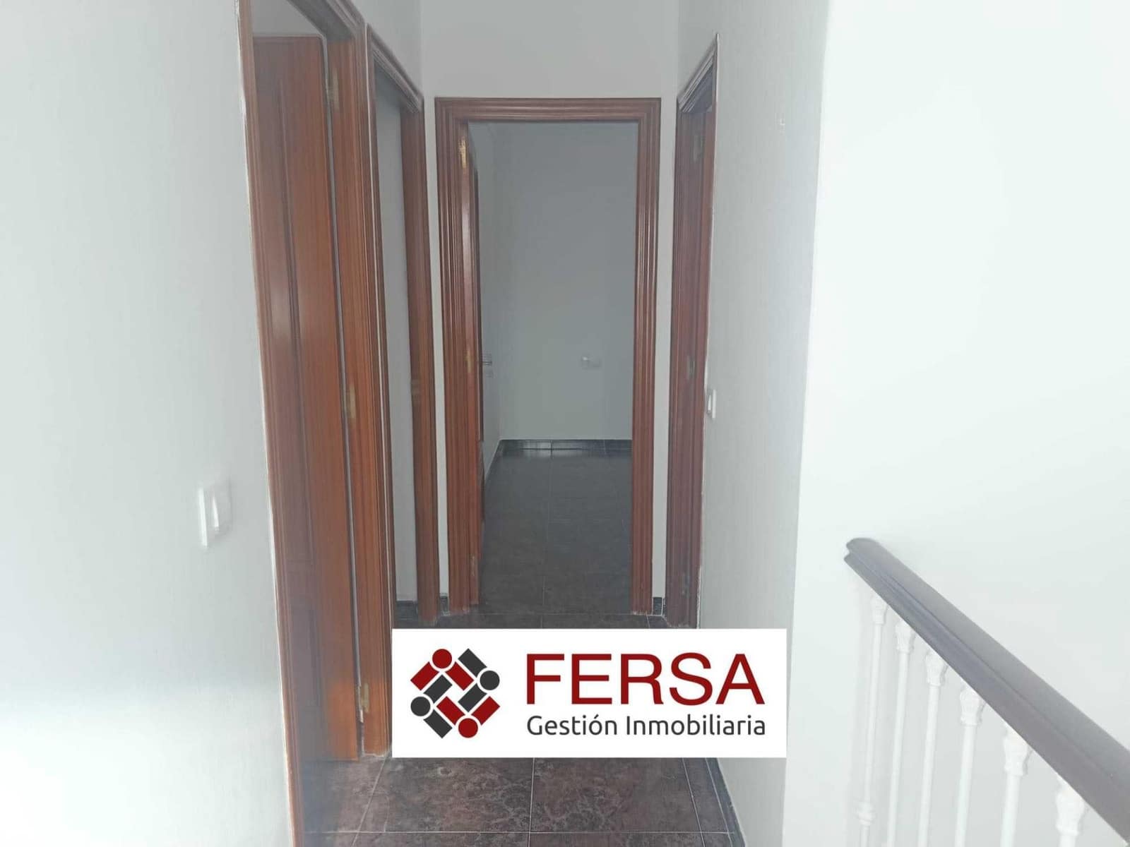 5 soveværelse Villa til leje i El Puerto de Santa Maria med swimmingpool garage - € 2.500 (Ref: 9829466)