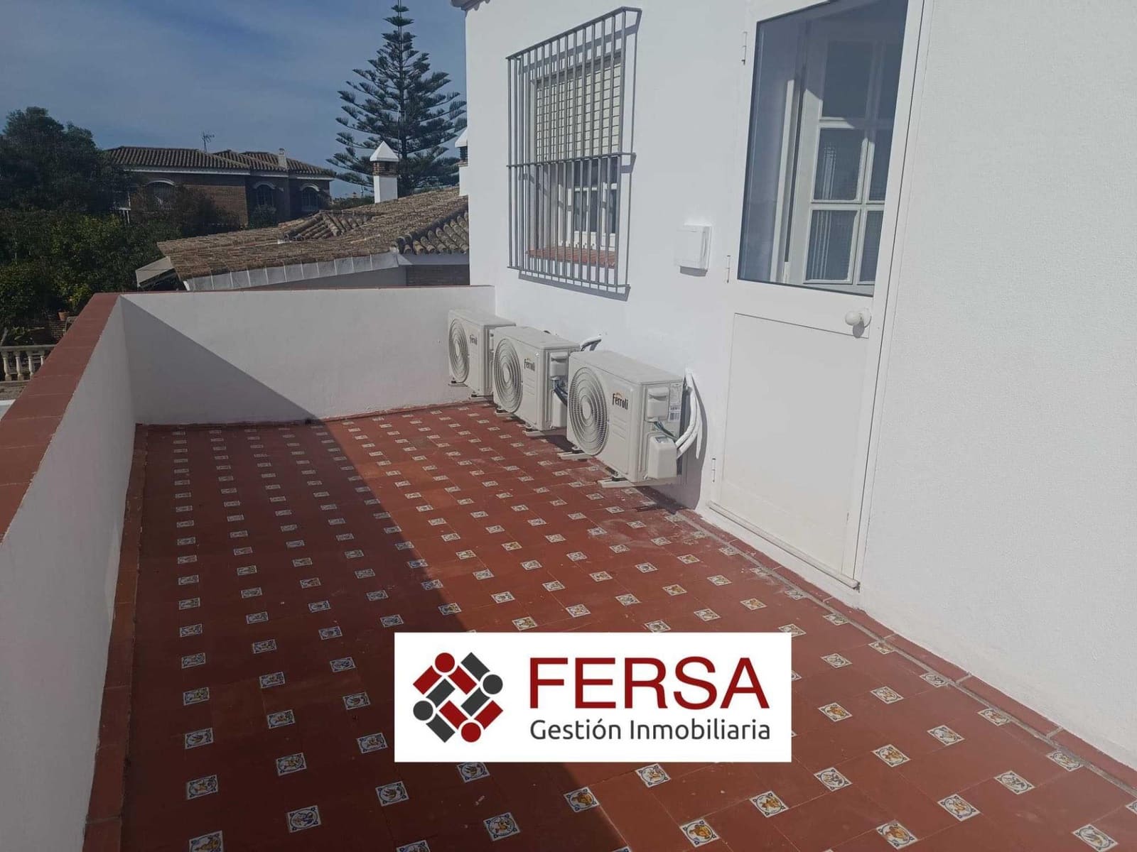 5 soveværelse Villa til leje i El Puerto de Santa Maria med swimmingpool garage - € 2.500 (Ref: 9829466)