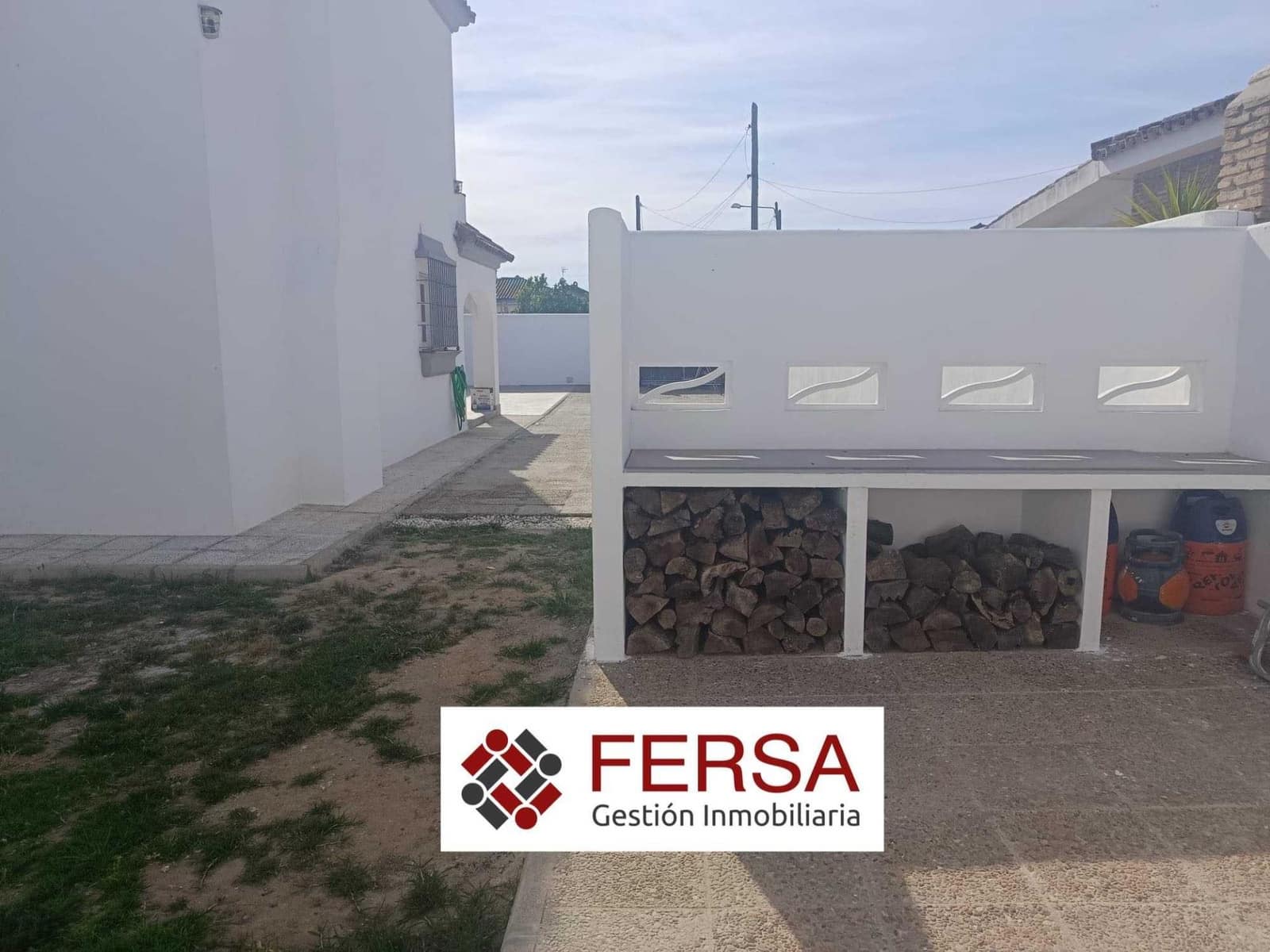5 soveværelse Villa til leje i El Puerto de Santa Maria med swimmingpool garage - € 2.500 (Ref: 9829466)