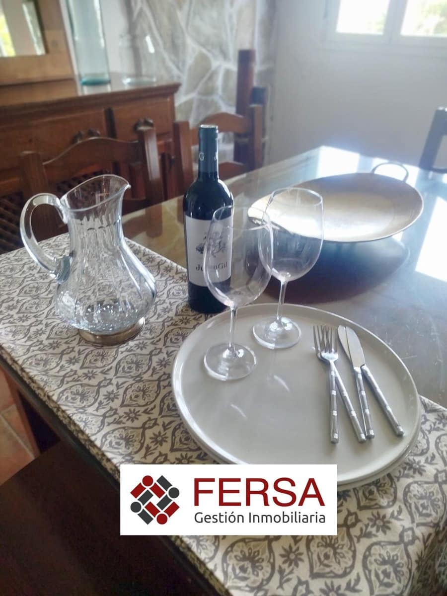 3 bedroom Flat for rent in El Puerto de Santa Maria with pool garage - € 1,100 (Ref: 9829467)