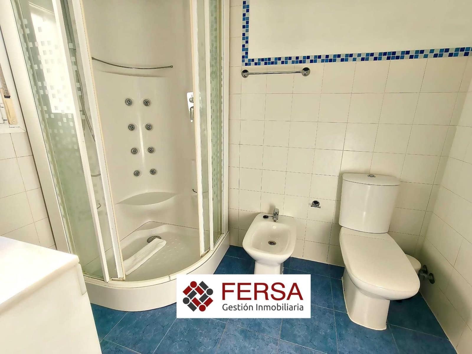 3 bedroom Flat for rent in El Puerto de Santa Maria with pool garage - € 1,100 (Ref: 9829467)