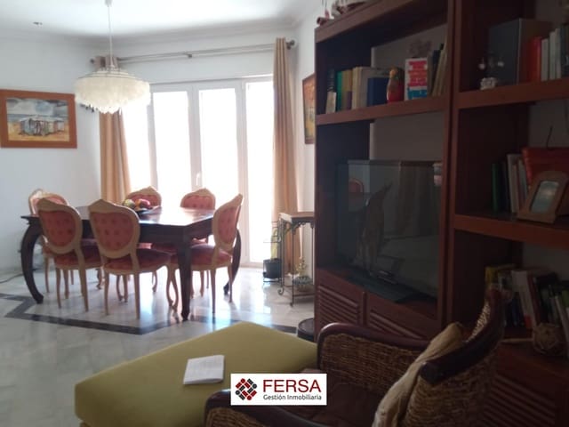 Chalet de 3 habitaciones en El Puerto de Santa María en venta con garaje - 450.000 € (Ref: 9829468)