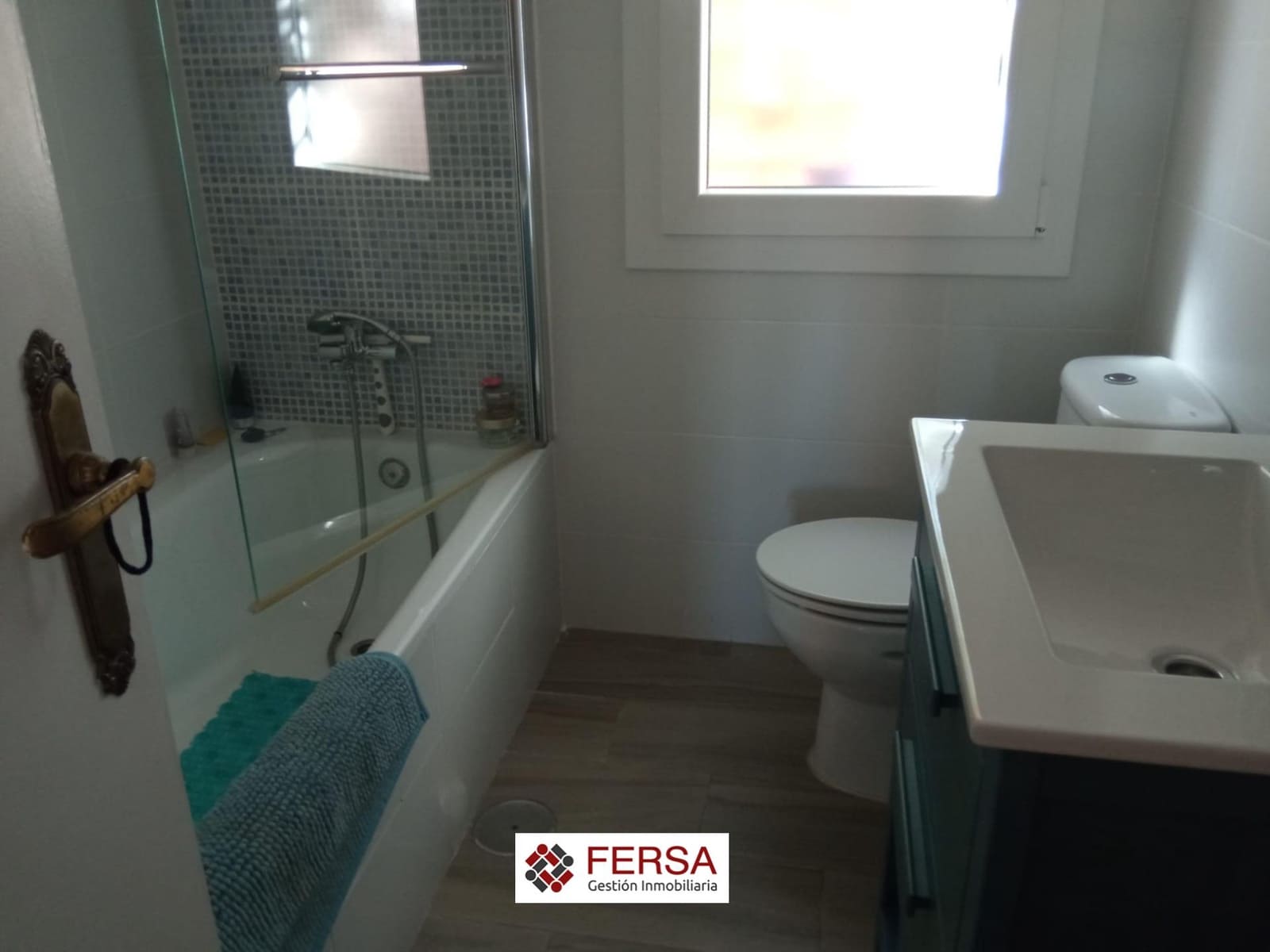 3 bedroom Villa for sale in El Puerto de Santa Maria with garage - € 450,000 (Ref: 9829468)