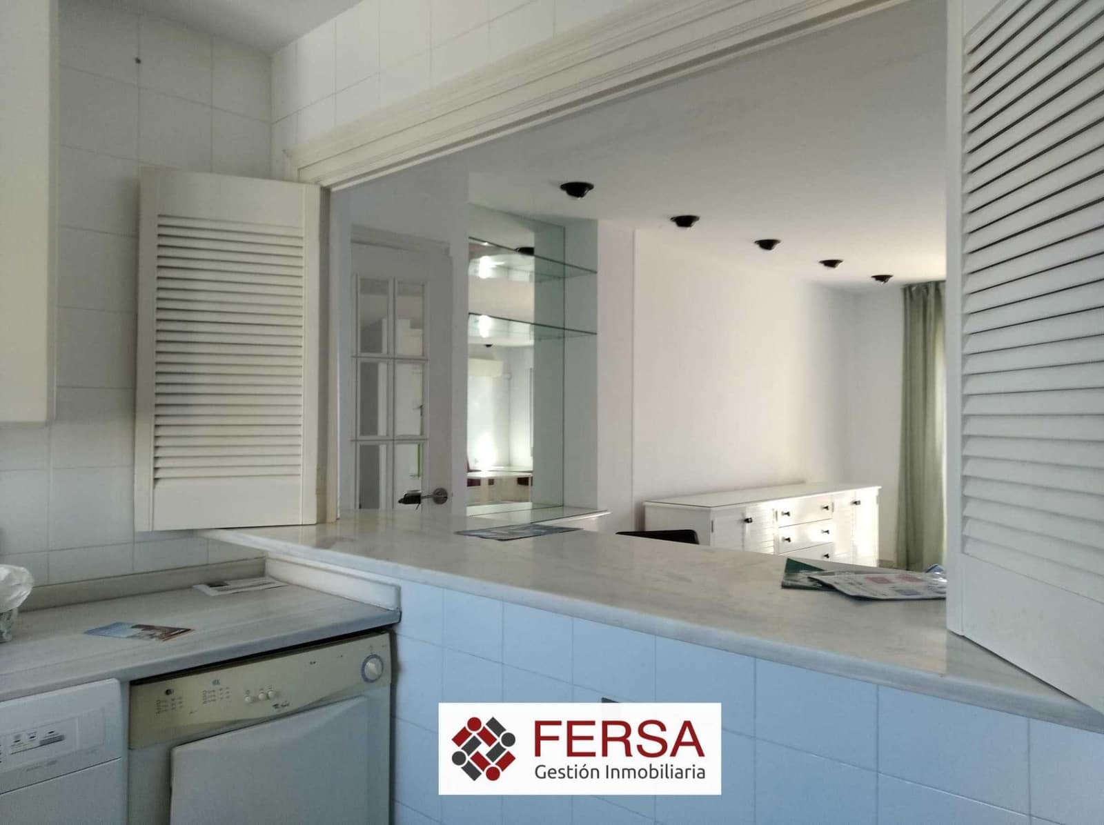 3 bedroom Penthouse for rent in El Puerto de Santa Maria with garage - € 2,500 (Ref: 9829469)