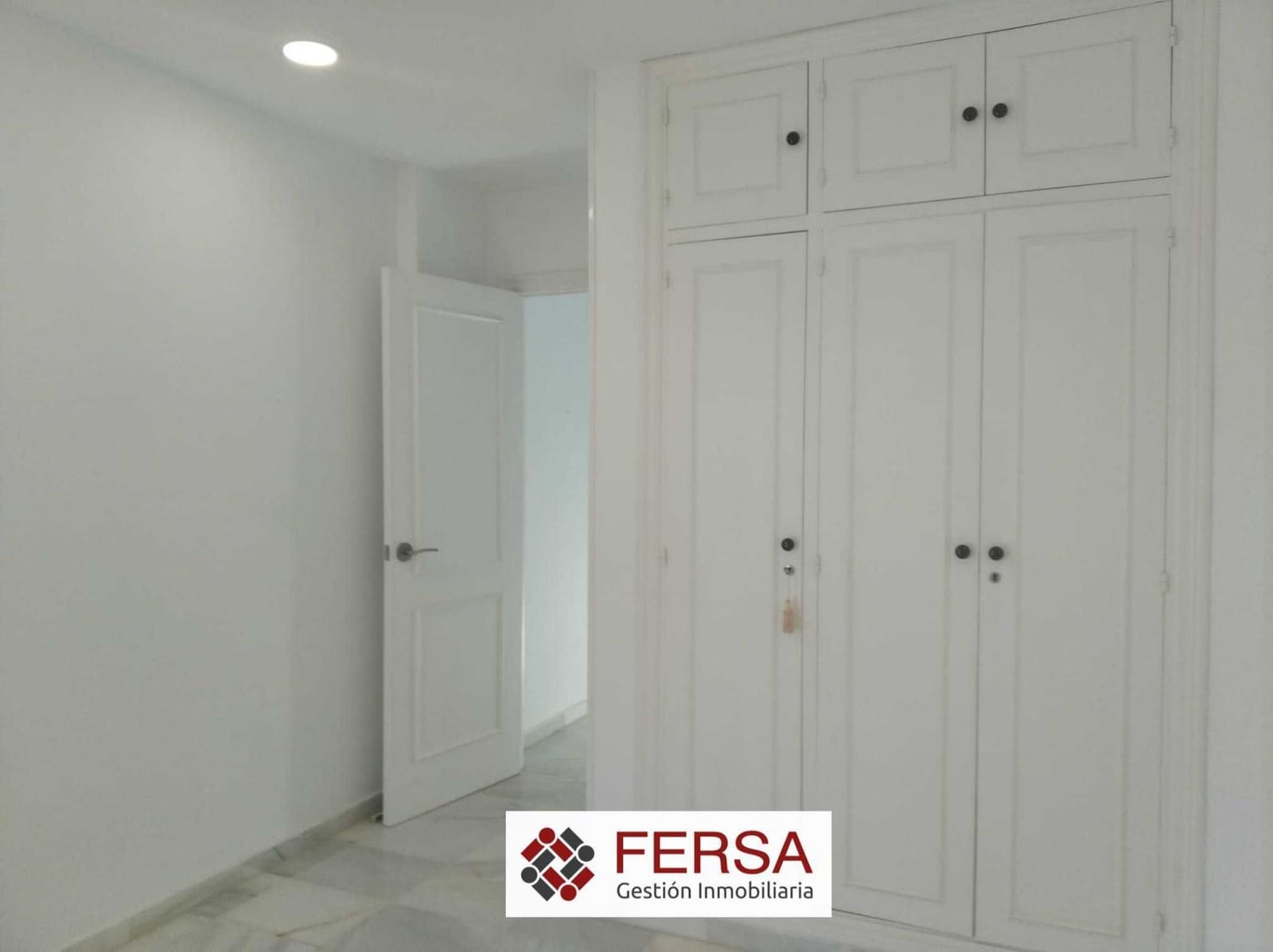 3 bedroom Penthouse for rent in El Puerto de Santa Maria with garage - € 2,500 (Ref: 9829469)