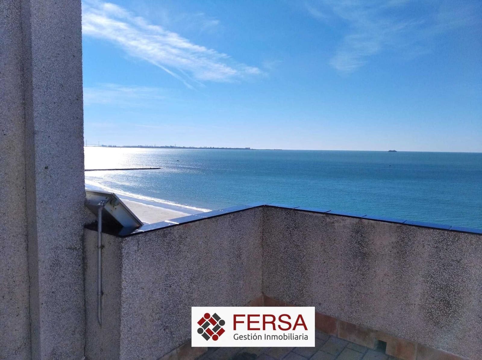 3 bedroom Penthouse for rent in El Puerto de Santa Maria with garage - € 2,500 (Ref: 9829469)