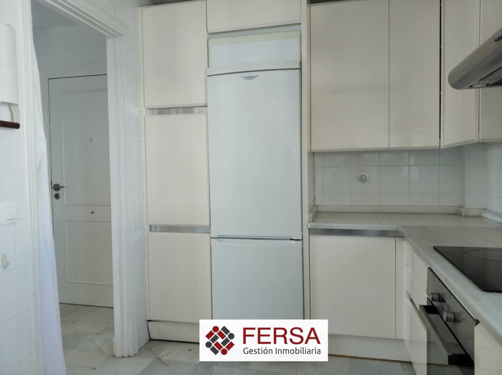 3 bedroom Penthouse for rent in El Puerto de Santa Maria with garage - € 2,500 (Ref: 9829469)