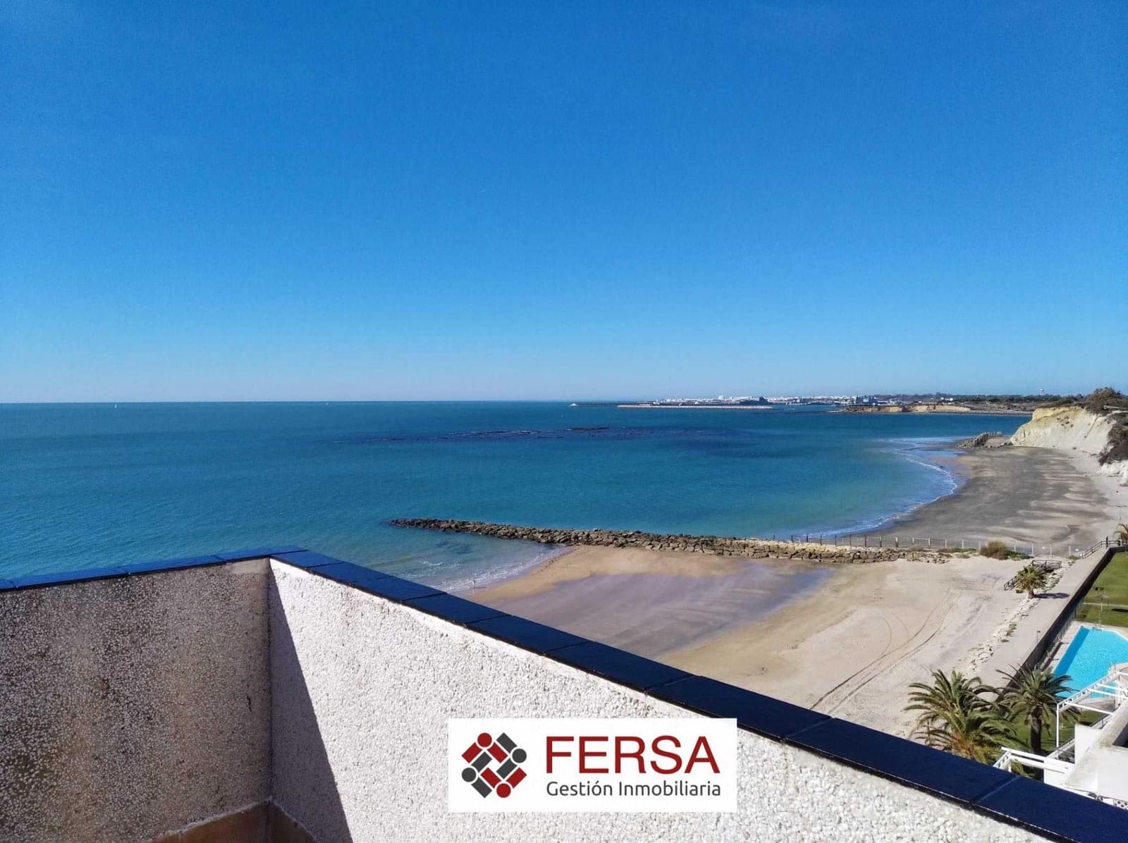 3 bedroom Penthouse for rent in El Puerto de Santa Maria with garage - € 2,500 (Ref: 9829469)