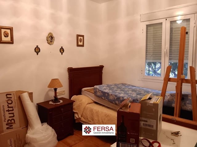 2 soverom Villa til salgs i El Puerto de Santa María med garasje - € 500 000 (Ref: 9829472)