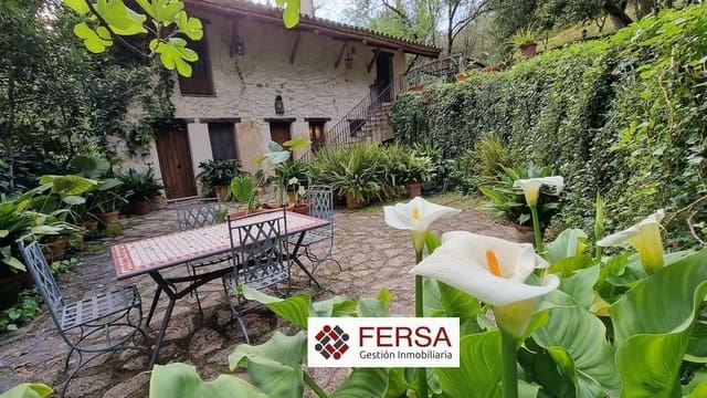 3 chambre Villa/Maison à vendre à Benamahoma, Grazalema avec piscine - 750 000 € (Ref: 9829473)