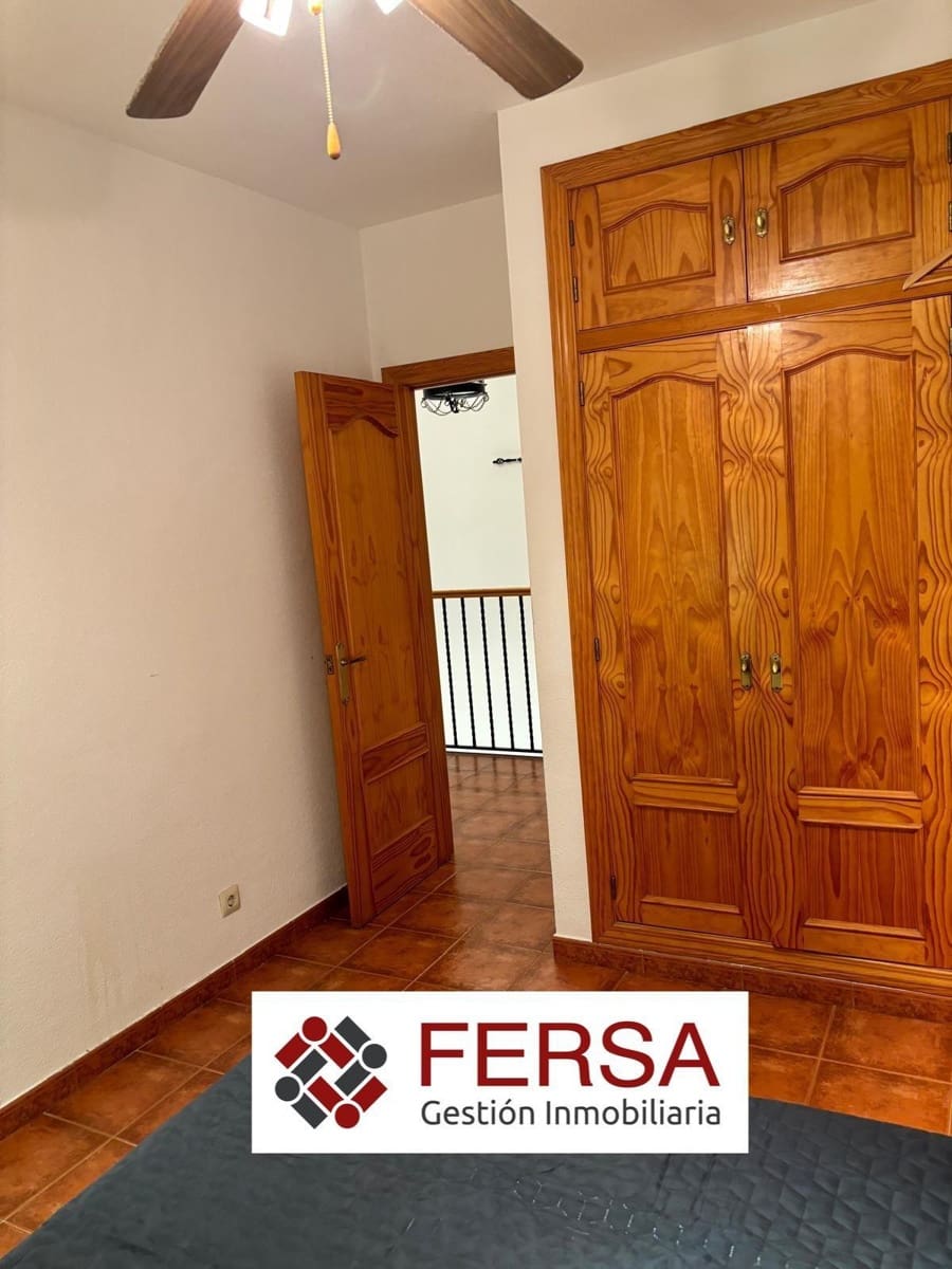 3 bedroom Terraced Villa for rent in El Puerto de Santa Maria with pool garage - € 2,300 (Ref: 9829476)