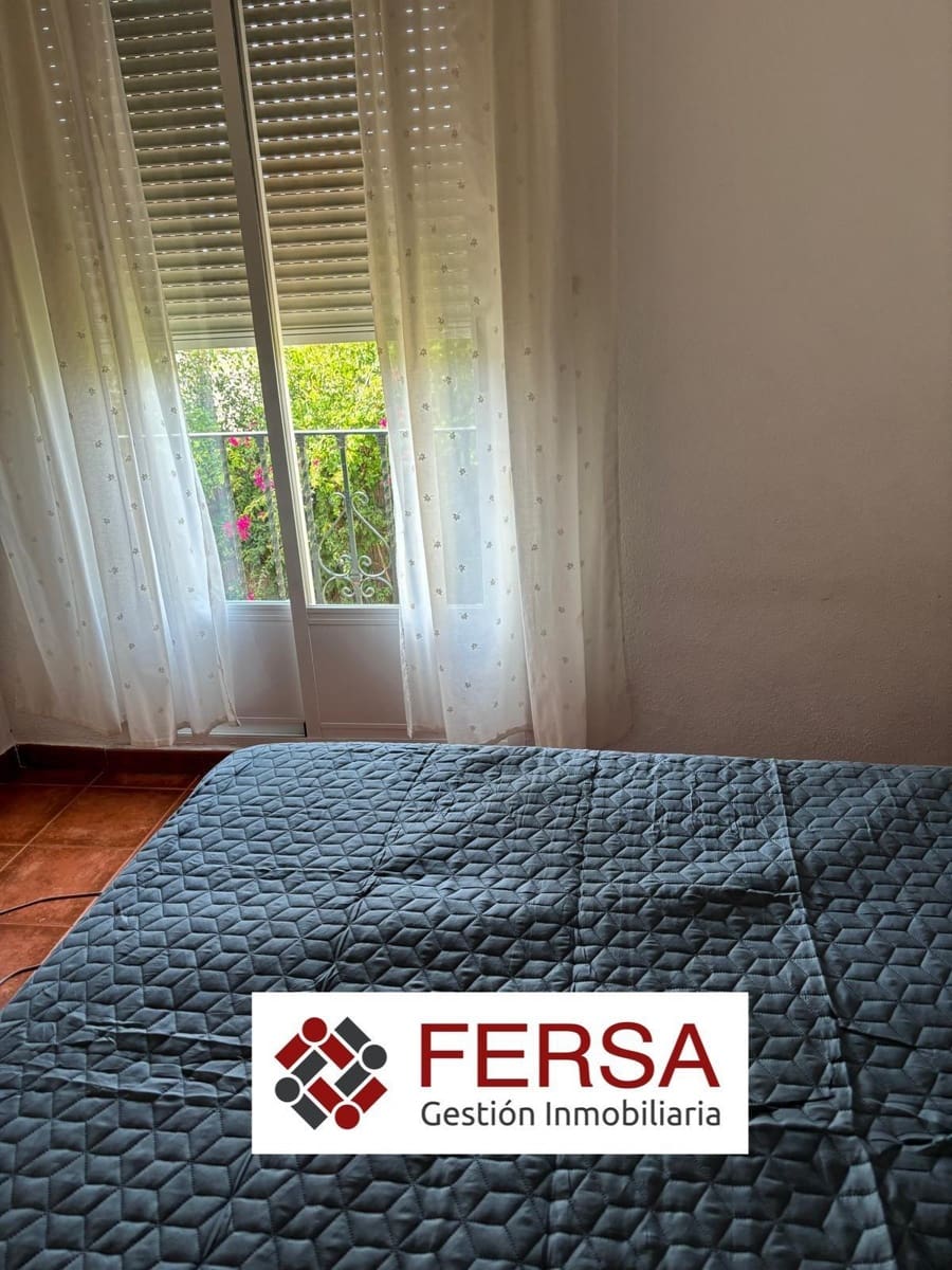 3 bedroom Terraced Villa for rent in El Puerto de Santa Maria with pool garage - € 2,300 (Ref: 9829476)