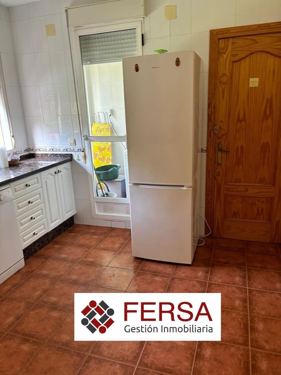 3 bedroom Terraced Villa for rent in El Puerto de Santa Maria with pool garage - € 2,300 (Ref: 9829476)