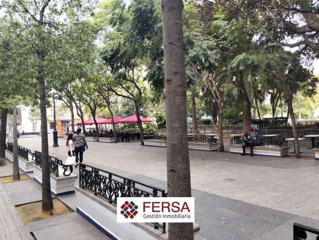 4 soveværelse Lejlighed til salg i Cádiz by - € 570.000 (Ref: 9829479)