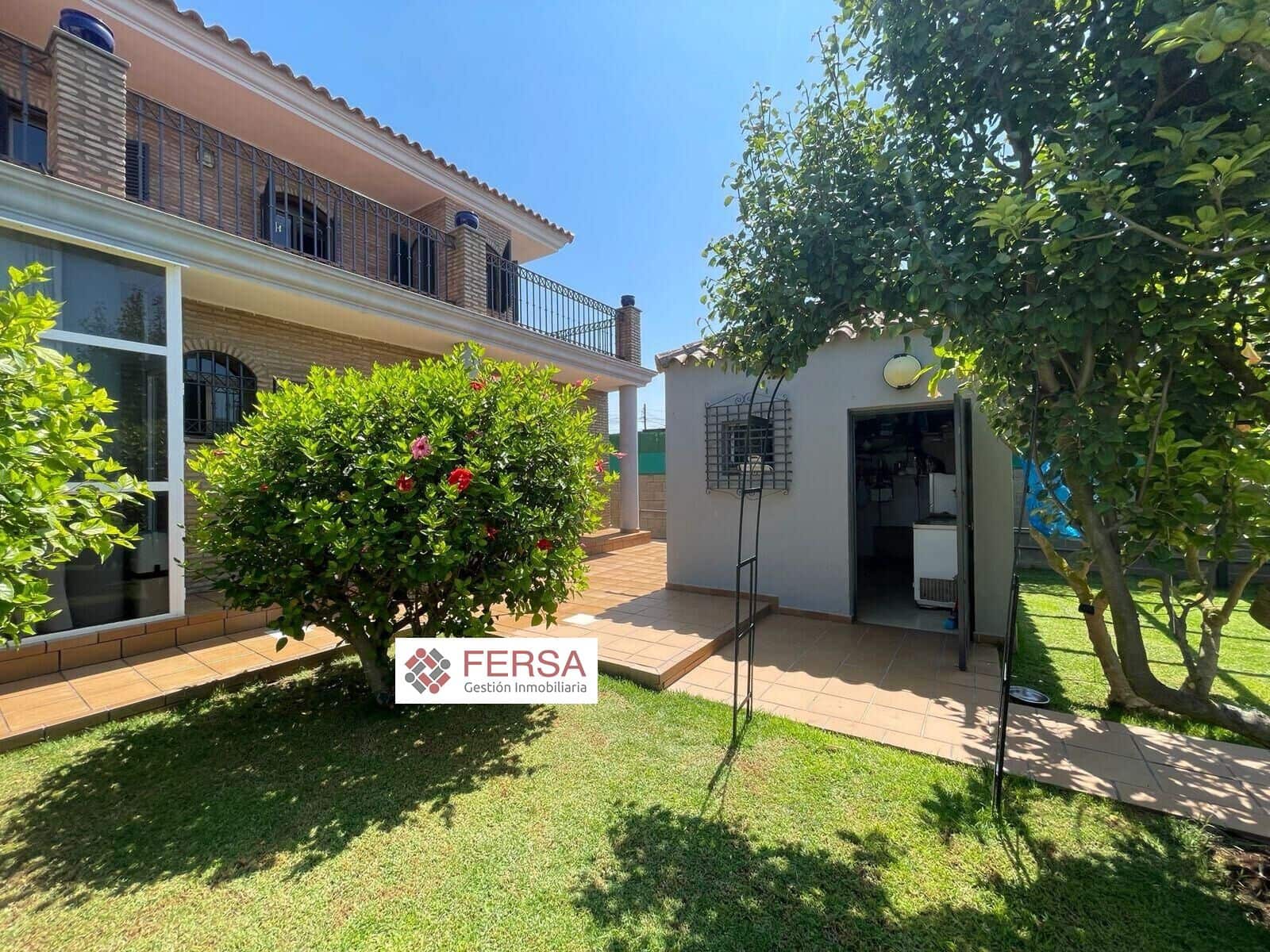 3 bedroom Villa for sale in El Puerto de Santa Maria - € 525,000 (Ref: 9829488)