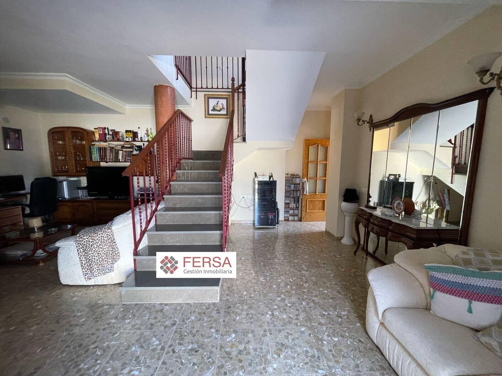 3 bedroom Villa for sale in El Puerto de Santa Maria - € 525,000 (Ref: 9829488)