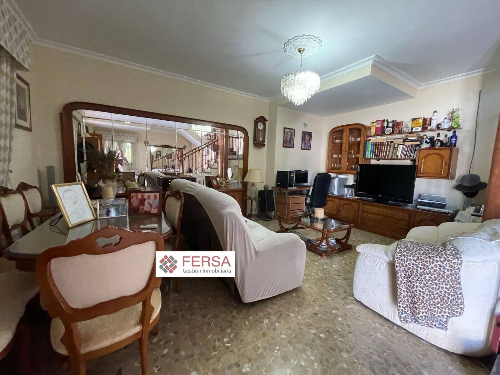 3 bedroom Villa for sale in El Puerto de Santa Maria - € 525,000 (Ref: 9829488)
