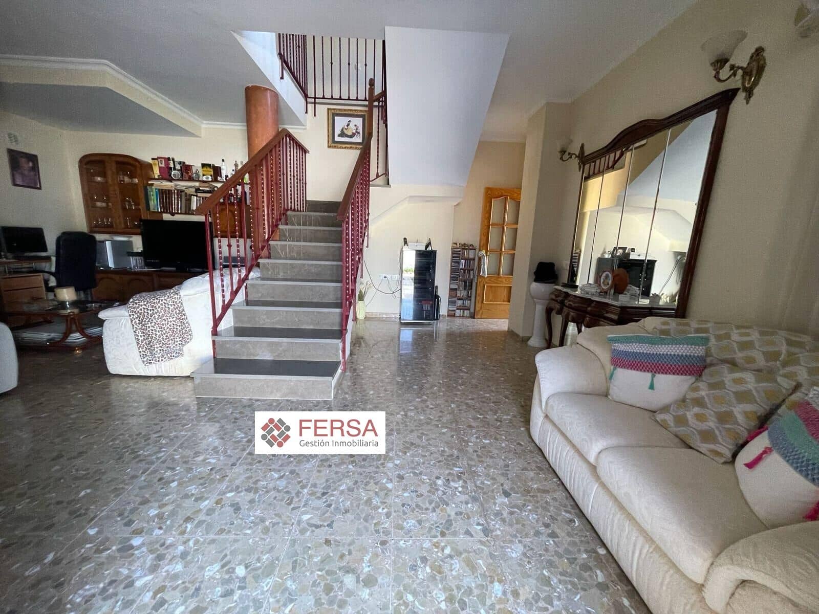 3 bedroom Villa for sale in El Puerto de Santa Maria - € 525,000 (Ref: 9829488)