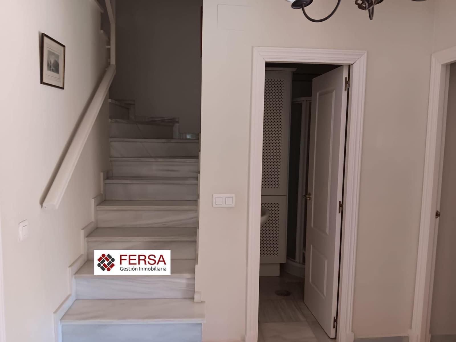 4 bedroom Semi-detached Villa for rent in El Puerto de Santa Maria with pool - € 2,000 (Ref: 9829491)