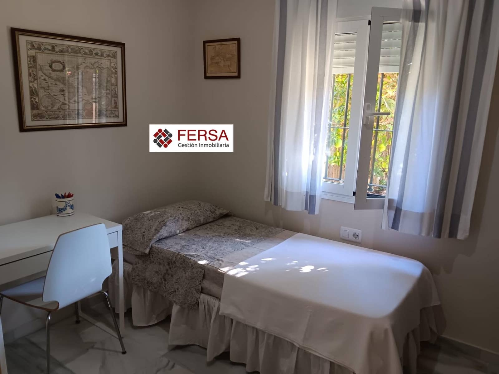 4 bedroom Semi-detached Villa for rent in El Puerto de Santa Maria with pool - € 2,000 (Ref: 9829491)