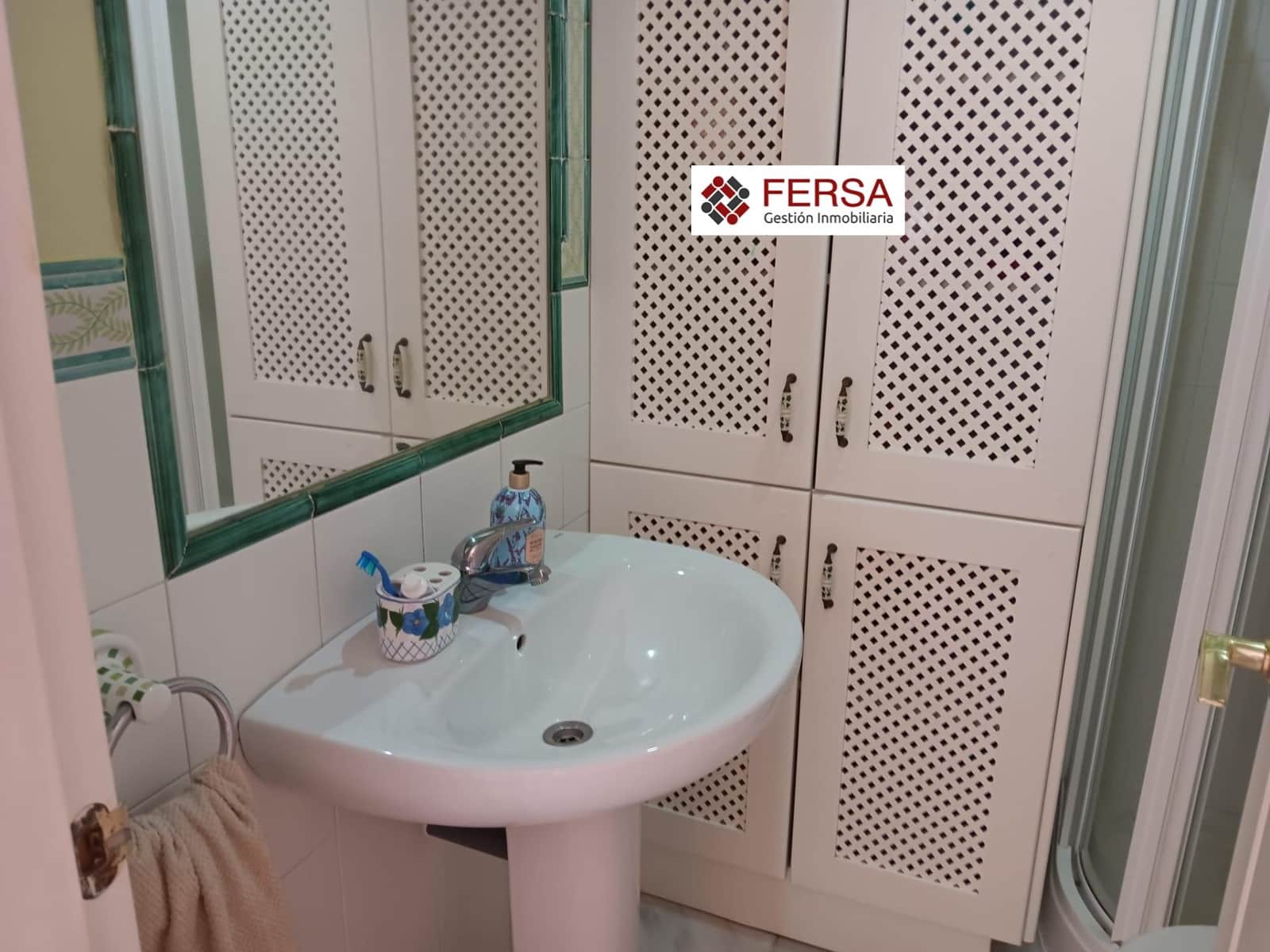 4 bedroom Semi-detached Villa for rent in El Puerto de Santa Maria with pool - € 2,000 (Ref: 9829491)