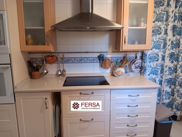 Pareado de 4 habitaciones en El Puerto de Santa María en alquiler con piscina - 2.000 € (Ref: 9829491)