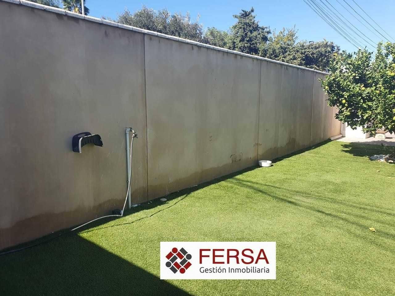 4 bedroom Villa for sale in Chiclana de la Frontera with pool - € 600,000 (Ref: 9829492)