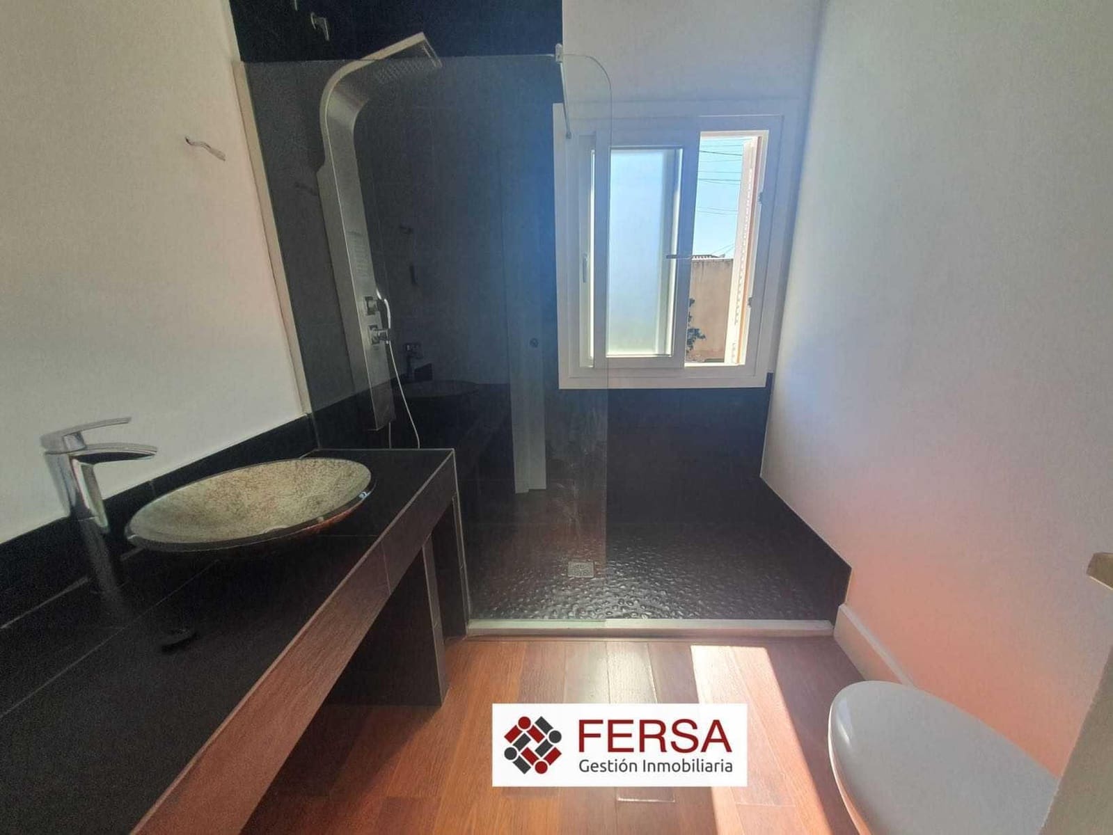 4 bedroom Villa for sale in Chiclana de la Frontera with pool - € 600,000 (Ref: 9829492)