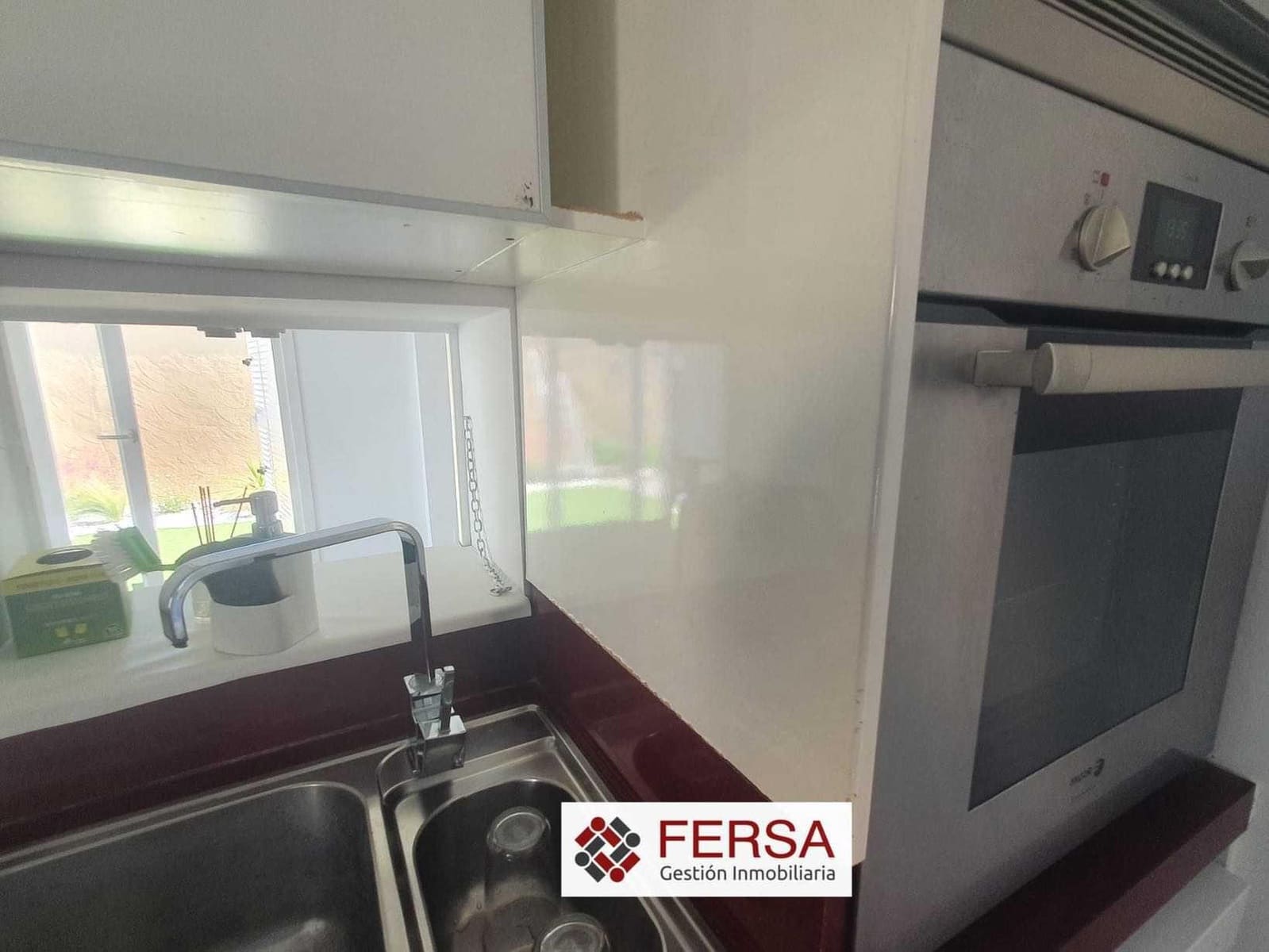 4 bedroom Villa for sale in Chiclana de la Frontera with pool - € 600,000 (Ref: 9829492)
