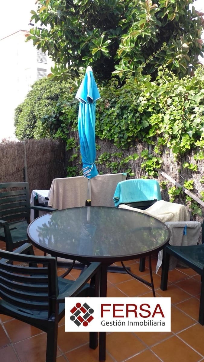 2 bedroom Apartment for sale in El Puerto de Santa Maria with pool garage - € 420,000 (Ref: 9829493)