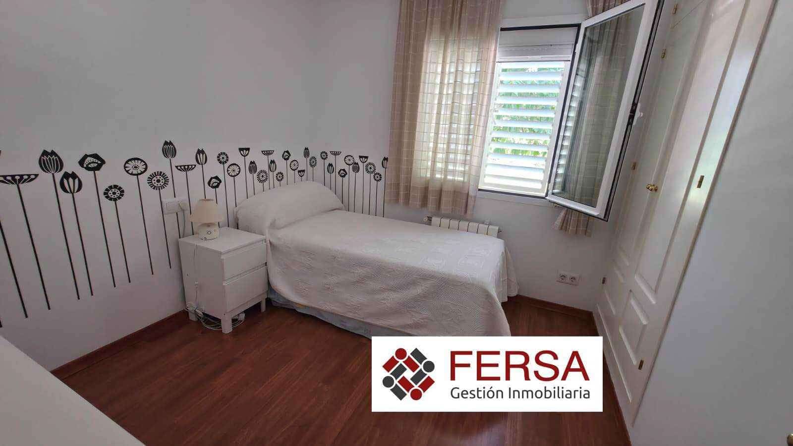 2 bedroom Apartment for sale in El Puerto de Santa Maria with pool garage - € 420,000 (Ref: 9829493)