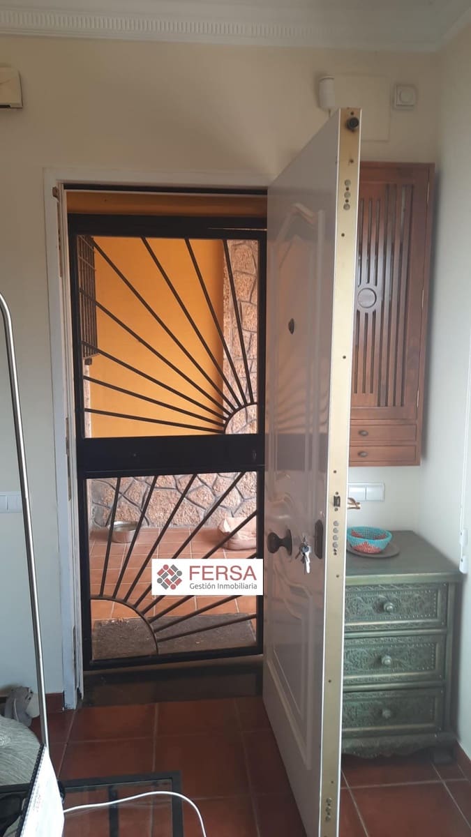 3 bedroom Semi-detached Villa for sale in El Puerto de Santa Maria with pool garage - € 470,000 (Ref: 9829500)