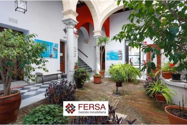 16 soveværelse Hotel til salg i El Puerto de Santa María - € 1.380.000 (Ref: 9829502)