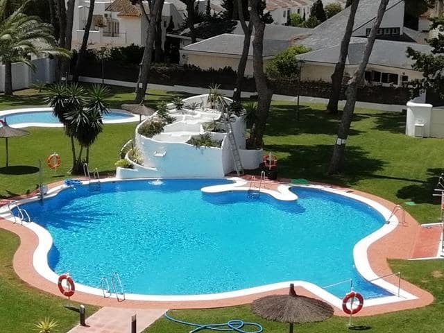 2 bedroom Apartment for sale in El Puerto de Santa Maria with pool garage - € 270,000 (Ref: 9829503)
