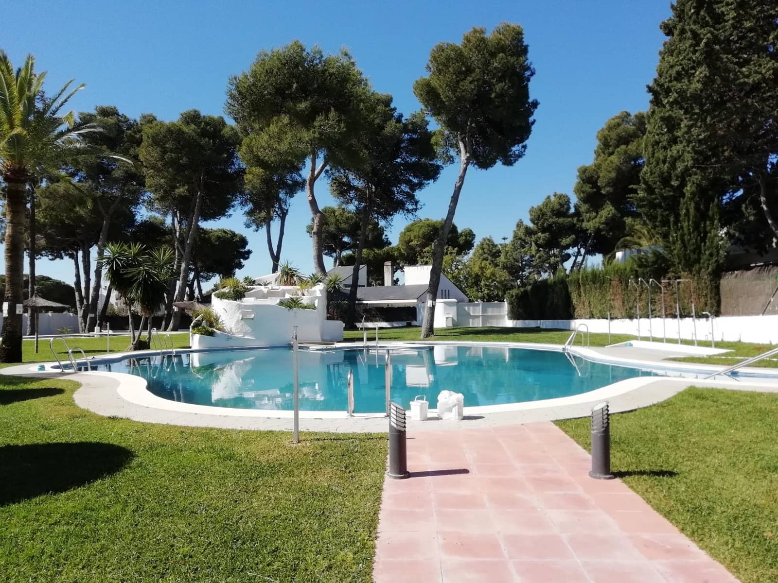 2 bedroom Apartment for sale in El Puerto de Santa Maria with pool garage - € 270,000 (Ref: 9829503)