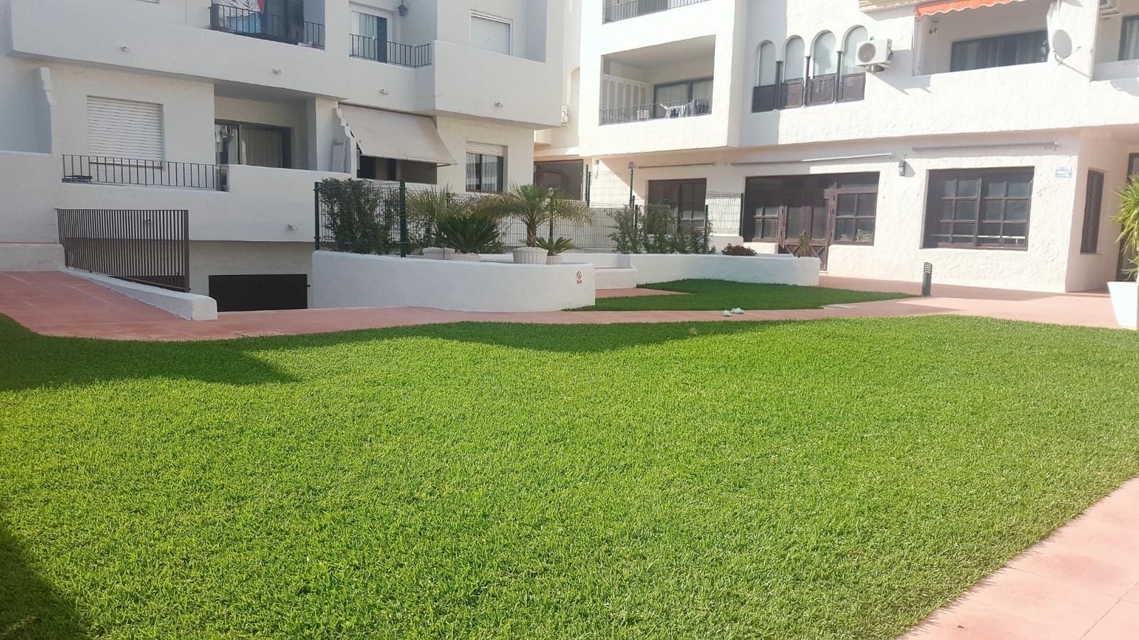 2 bedroom Apartment for sale in El Puerto de Santa Maria with pool garage - € 270,000 (Ref: 9829503)
