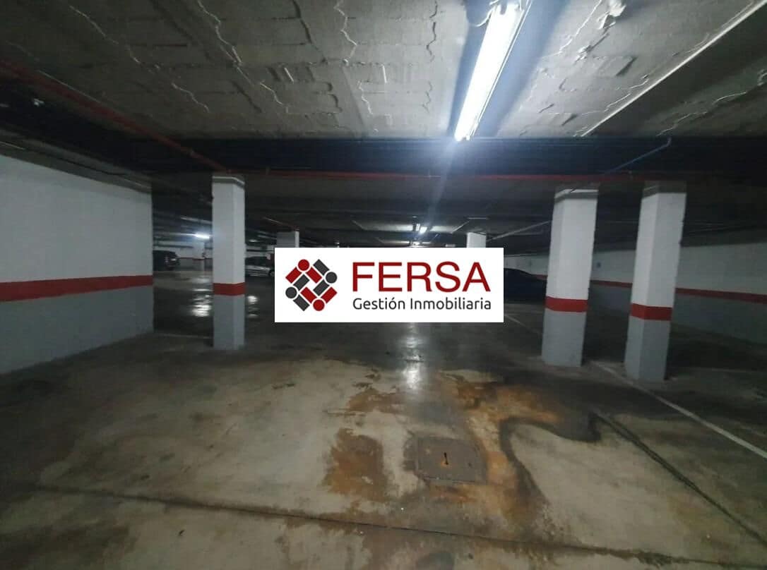 Office for sale in Seville city with garage - € 180,000 (Ref: 9829505)