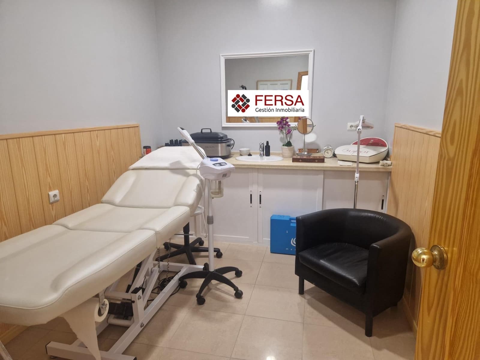 Commercial for rent in El Puerto de Santa Maria - € 1,200 (Ref: 9829507)