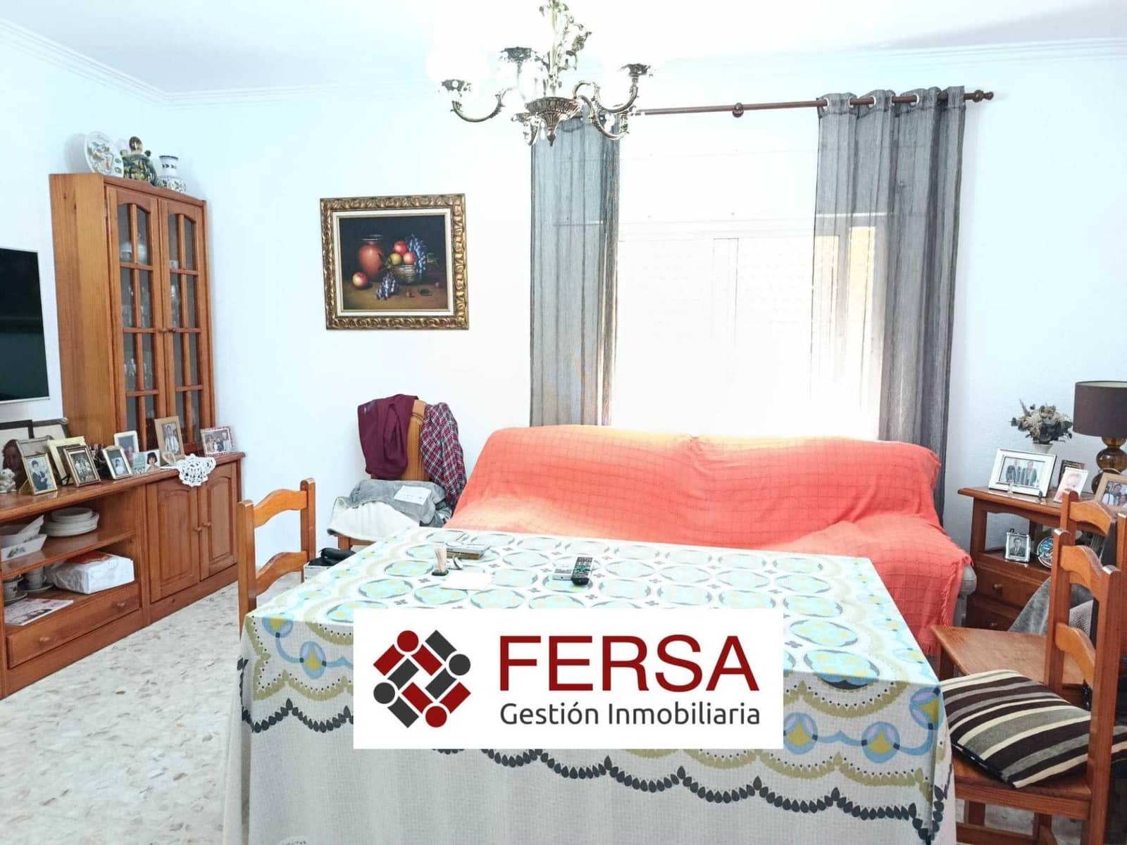6 bedroom Villa for sale in El Puerto de Santa Maria - € 565,000 (Ref: 9829508)