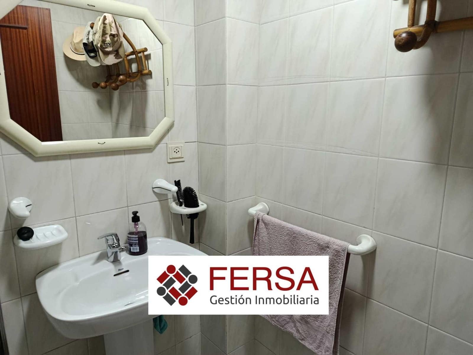 6 bedroom Villa for sale in El Puerto de Santa Maria - € 565,000 (Ref: 9829508)