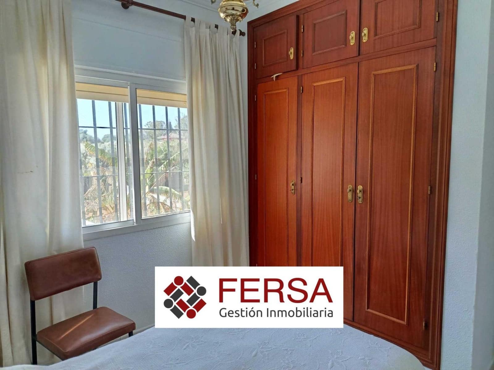 6 bedroom Villa for sale in El Puerto de Santa Maria - € 565,000 (Ref: 9829508)